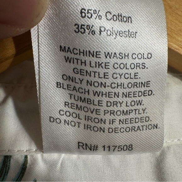 Despicable Me Minions Hawaiian button down shirt, size M (38-40) - Picture 2 of 10